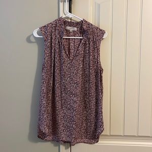 Loft sleeveless blouse medium in cranberry cream
